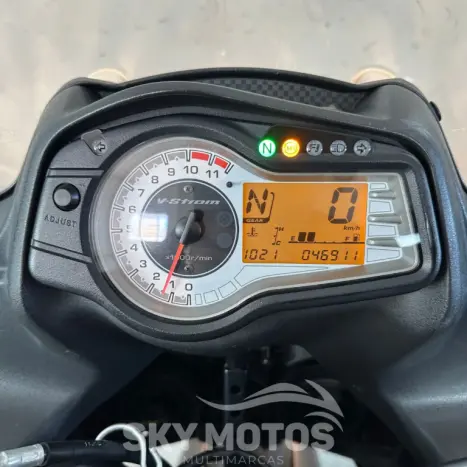 SUZUKI V-Strom DL 650 XT, Foto 19