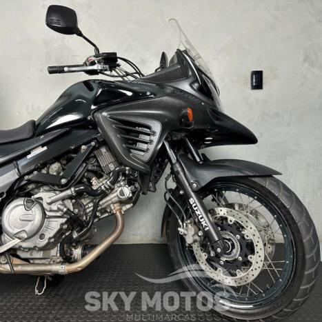 SUZUKI V-Strom DL 650 XT, Foto 3