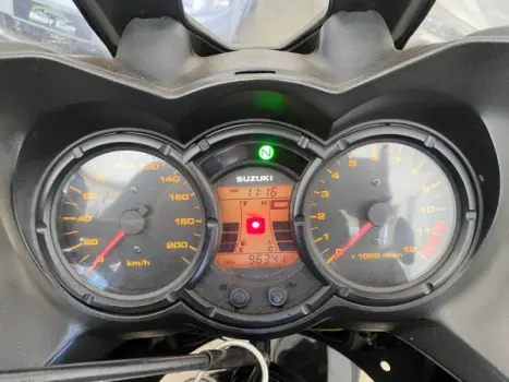SUZUKI V-Strom DL 650 ABS, Foto 7