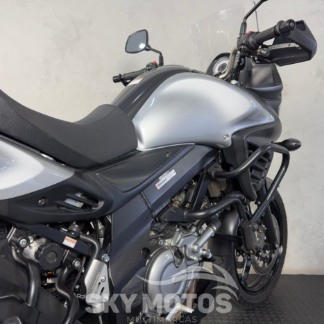 SUZUKI V-Strom DL 650 , Foto 7