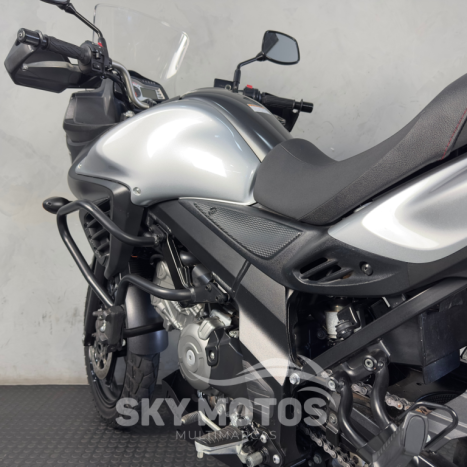 SUZUKI V-Strom DL 650 , Foto 18