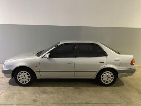 TOYOTA Corolla 1.6 16V 4P GLI, Foto 2