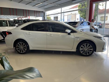 TOYOTA Corolla 1.8 16V 4P FLEX HBRIDO ALTIS A PREMIUM AUTOMTICO CVT, Foto 3