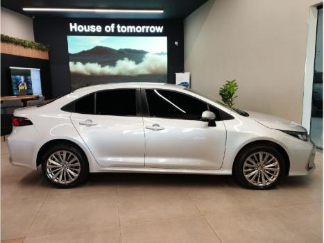 TOYOTA Corolla 2.0 16V 4P FLEX XEI DIRECT SHIFT AUTOMTICO CVT, Foto 4