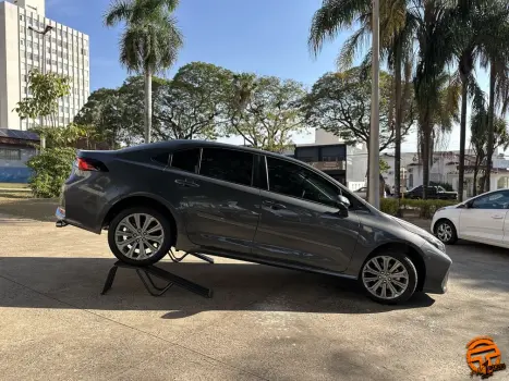 TOYOTA Corolla 2.0 16V 4P FLEX XEI DIRECT SHIFT AUTOMTICO CVT, Foto 3