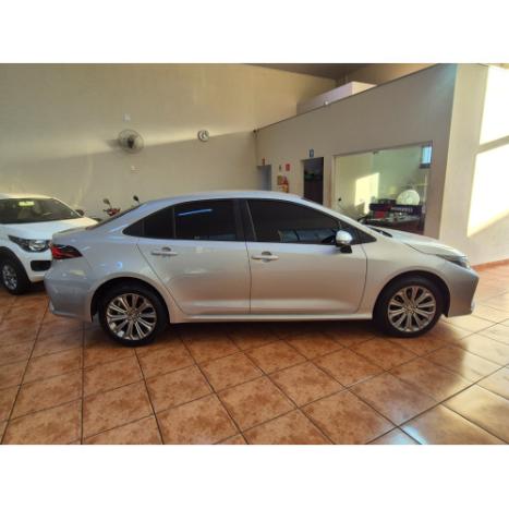 TOYOTA Corolla 2.0 16V 4P FLEX XEI DIRECT SHIFT AUTOMTICO CVT, Foto 3