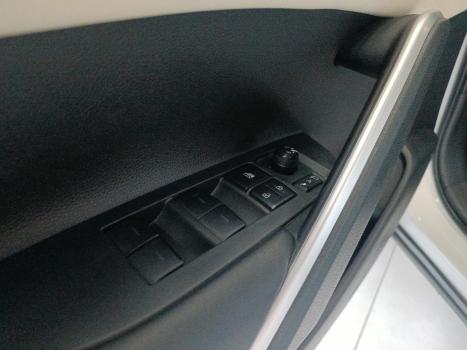 TOYOTA Corolla Cross 1.8 16V 4P FLEX VVT-I HYBRID XRX AUTOMTICO CVT, Foto 17
