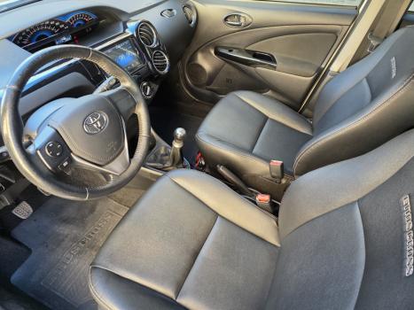 TOYOTA Etios Cross 1.5 16V 4P, Foto 8