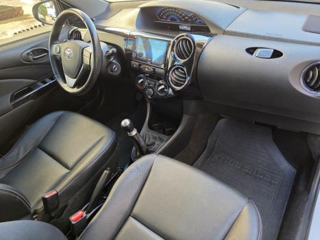 TOYOTA Etios Cross 1.5 16V 4P, Foto 15