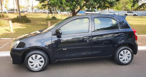 TOYOTA Etios Hatch 1.3 16V 4P FLEX X, Foto 6