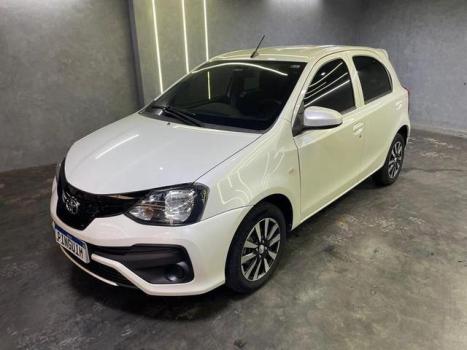 TOYOTA Etios Hatch 1.3 16V 4P FLEX X, Foto 2