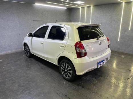 TOYOTA Etios Hatch 1.3 16V 4P FLEX X, Foto 4