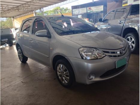 TOYOTA Etios Hatch 1.3 16V 4P FLEX X AUTOMTICO, Foto 1