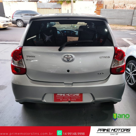 TOYOTA Etios Hatch 1.3 16V 4P FLEX X, Foto 5