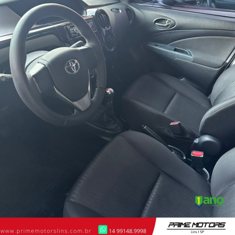 TOYOTA Etios Hatch 1.3 16V 4P FLEX X, Foto 9