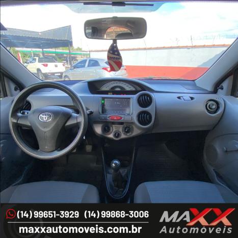 TOYOTA Etios Hatch 1.3 16V 4P FLEX X, Foto 9