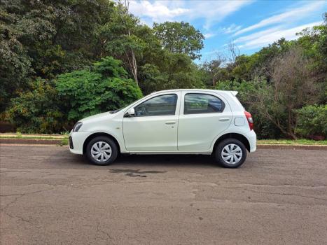 TOYOTA Etios Hatch 1.3 16V 4P FLEX X, Foto 7