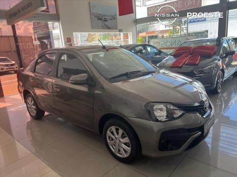 TOYOTA Etios Hatch 1.5 16V 4P FLEX X PLUS AUTOMTICO, Foto 8