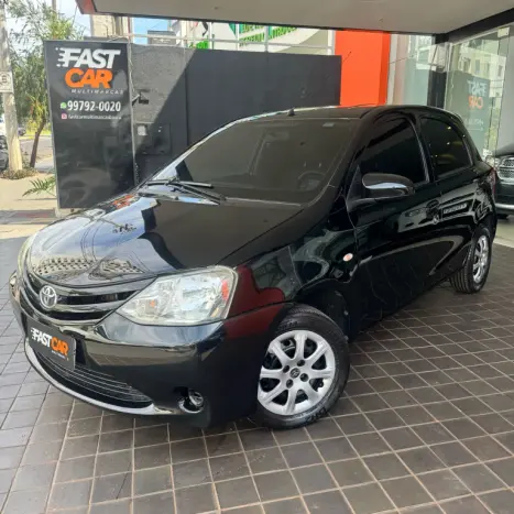 TOYOTA Etios Hatch 1.3 16V 4P FLEX X, Foto 2