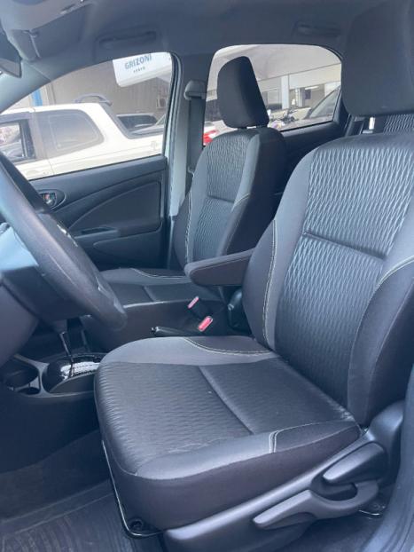 TOYOTA Etios Hatch 1.5 16V 4P FLEX XS AUTOMTICO, Foto 8