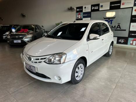 TOYOTA Etios Hatch 1.5 16V 4P FLEX XS, Foto 3