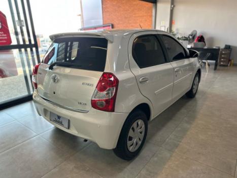 TOYOTA Etios Hatch 1.5 16V 4P FLEX XS, Foto 4