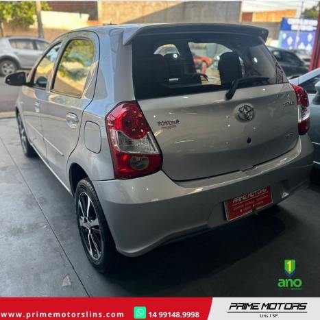 TOYOTA Etios Hatch 1.3 16V 4P FLEX X AUTOMTICO, Foto 6