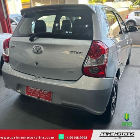 TOYOTA Etios Hatch 1.3 16V 4P FLEX X AUTOMTICO, Foto 7