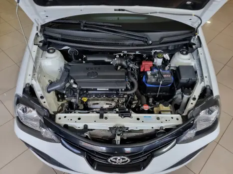 TOYOTA Etios Hatch 1.3 16V 4P FLEX X, Foto 11