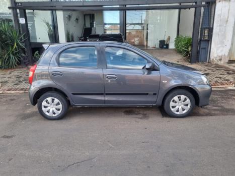 TOYOTA Etios Hatch 1.5 16V 4P FLEX XS, Foto 6