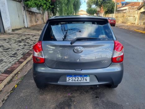TOYOTA Etios Hatch 1.5 16V 4P FLEX XS, Foto 8