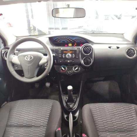 TOYOTA Etios Hatch 1.5 16V 4P FLEX XS, Foto 12