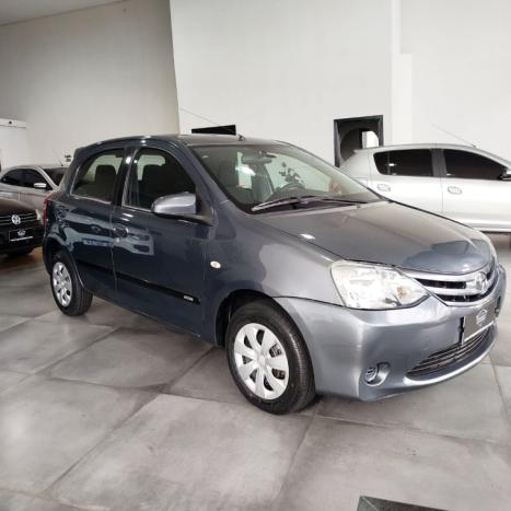 TOYOTA Etios Hatch 1.5 16V 4P FLEX XS, Foto 6