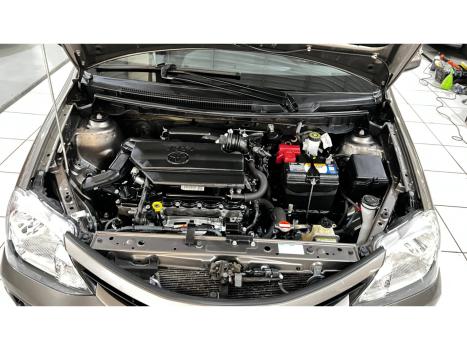 TOYOTA Etios Hatch 1.5 16V 4P FLEX XS AUTOMTICO, Foto 4