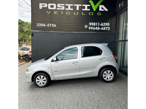 TOYOTA Etios Hatch 1.3 16V 4P FLEX X, Foto 4