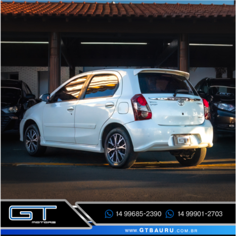 TOYOTA Etios Hatch 1.5 16V 4P FLEX PLATINUM AUTOMTICO, Foto 3