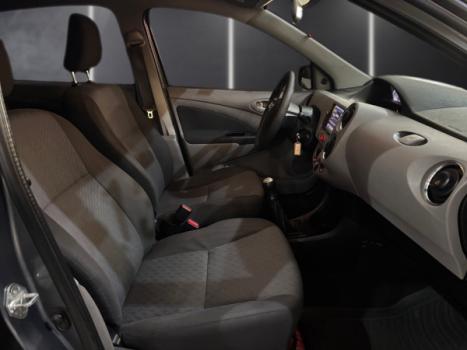 TOYOTA Etios Hatch 1.5 16V 4P FLEX XLS, Foto 9