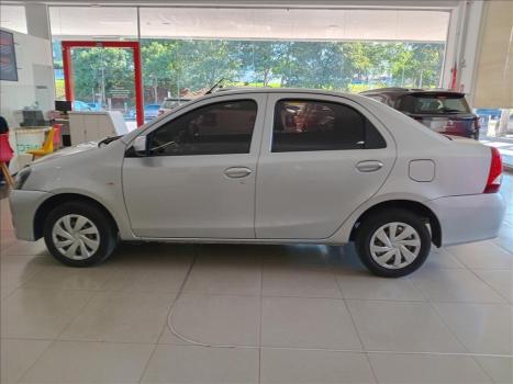 TOYOTA Etios Sedan 1.5 16V 4P FLEX XLS AUTOMTICO, Foto 5