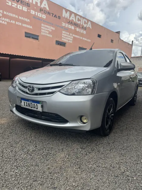 TOYOTA Etios Sedan 1.5 16V 4P FLEX XS, Foto 4