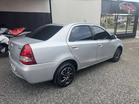 TOYOTA Etios Sedan 1.5 16V 4P FLEX XS, Foto 8