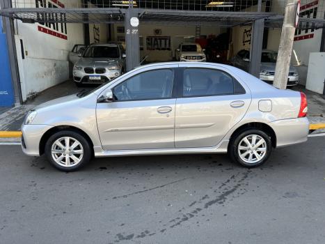 TOYOTA Etios Sedan 1.5 16V 4P FLEX XLS AUTOMTICO, Foto 3