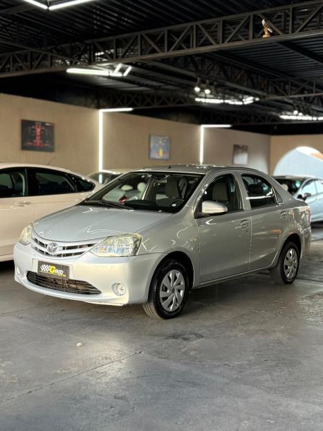 TOYOTA Etios Sedan 1.5 16V 4P FLEX X, Foto 4