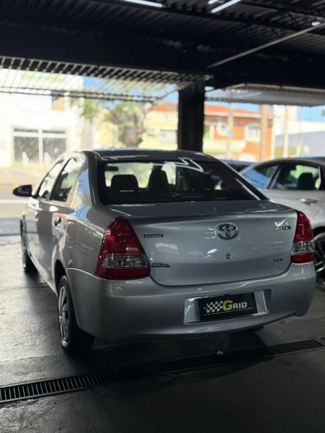 TOYOTA Etios Sedan 1.5 16V 4P FLEX X, Foto 5
