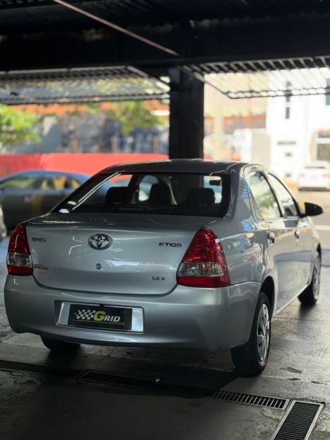 TOYOTA Etios Sedan 1.5 16V 4P FLEX X, Foto 7
