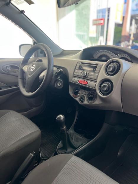TOYOTA Etios Sedan 1.5 16V 4P FLEX XS, Foto 6