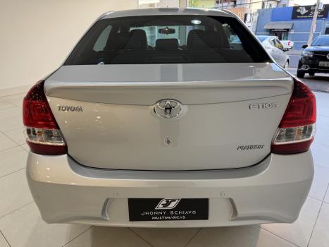 TOYOTA Etios Sedan 1.5 16V 4P FLEX PLATINUM AUTOMTICO, Foto 6