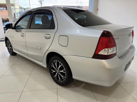TOYOTA Etios Sedan 1.5 16V 4P FLEX PLATINUM AUTOMTICO, Foto 7
