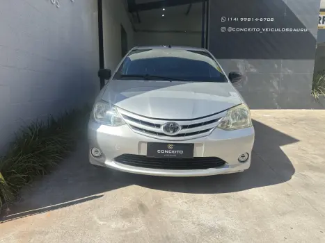 TOYOTA Etios Sedan 1.5 16V 4P FLEX X, Foto 2