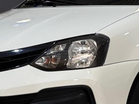 TOYOTA Etios Sedan 1.5 16V 4P FLEX X PLUS AUTOMTICO, Foto 2