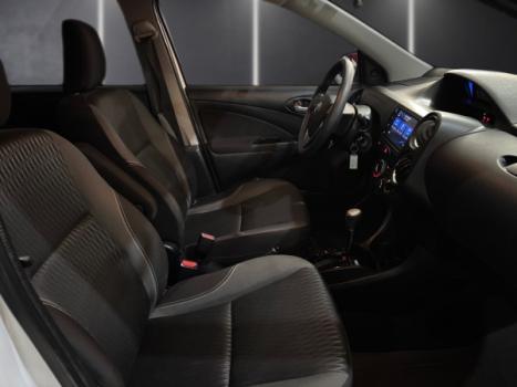 TOYOTA Etios Sedan 1.5 16V 4P FLEX X PLUS AUTOMTICO, Foto 9